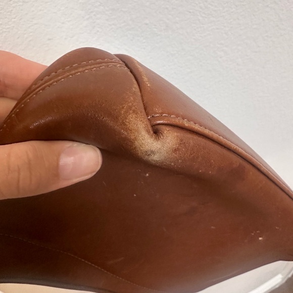 Brown Leather Shoulder Bag - Picture 8 of 12